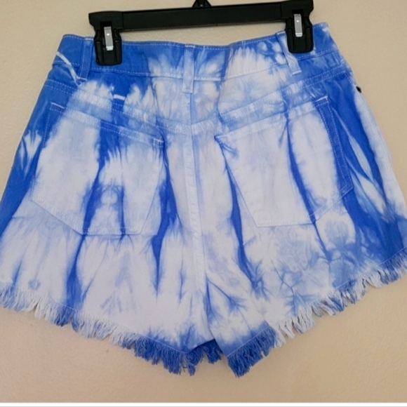 Michael kors tie dye frayed jean shorts - Picture 3 of 3